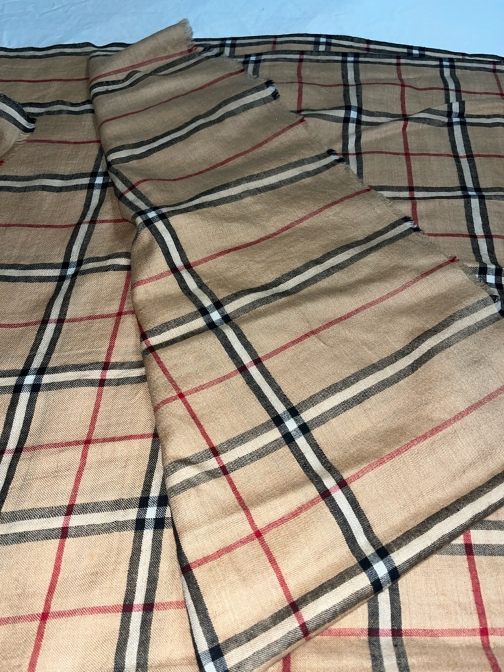 100% Cashmere Made in India Beige Plaid Lightweight Wrap Outstanding - Picture 9 of 10